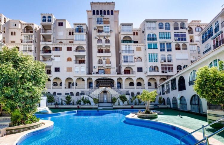 Beautiful Apartment Near Lamata Beach With Panorama Sea View!!! تورّيفيِخا المظهر الخارجي الصورة