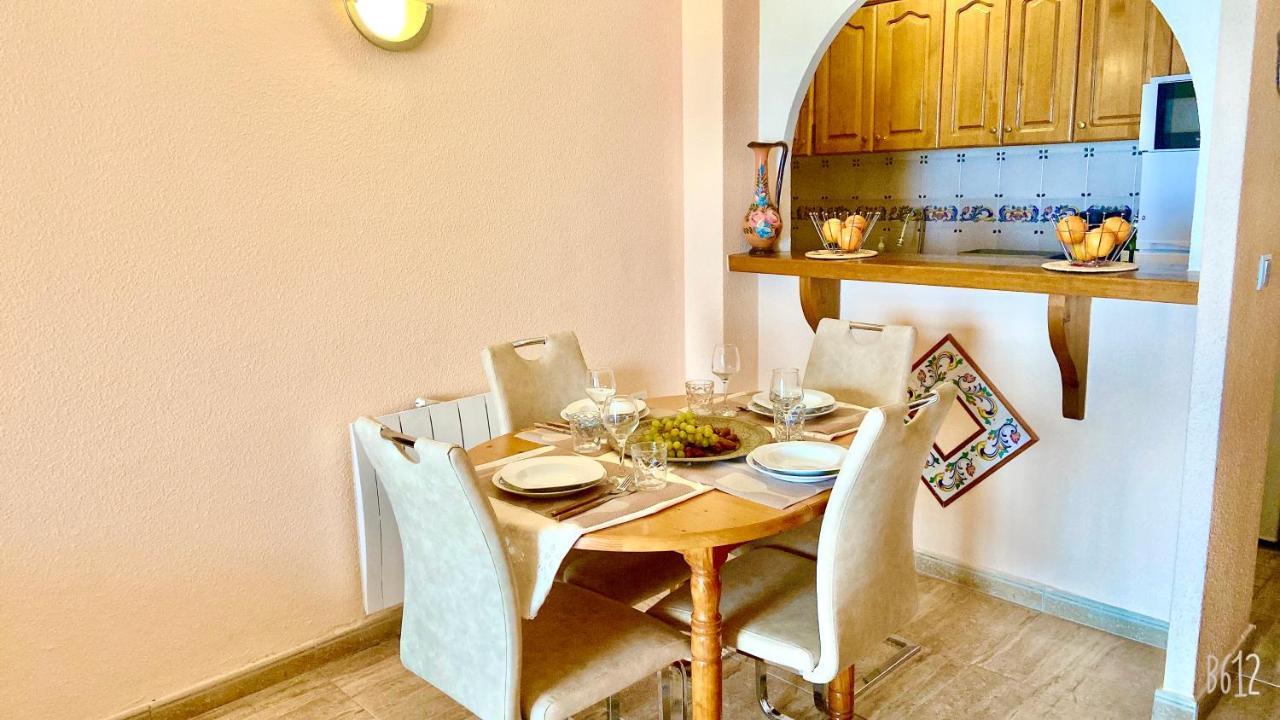 Beautiful Apartment Near Lamata Beach With Panorama Sea View!!! تورّيفيِخا المظهر الخارجي الصورة